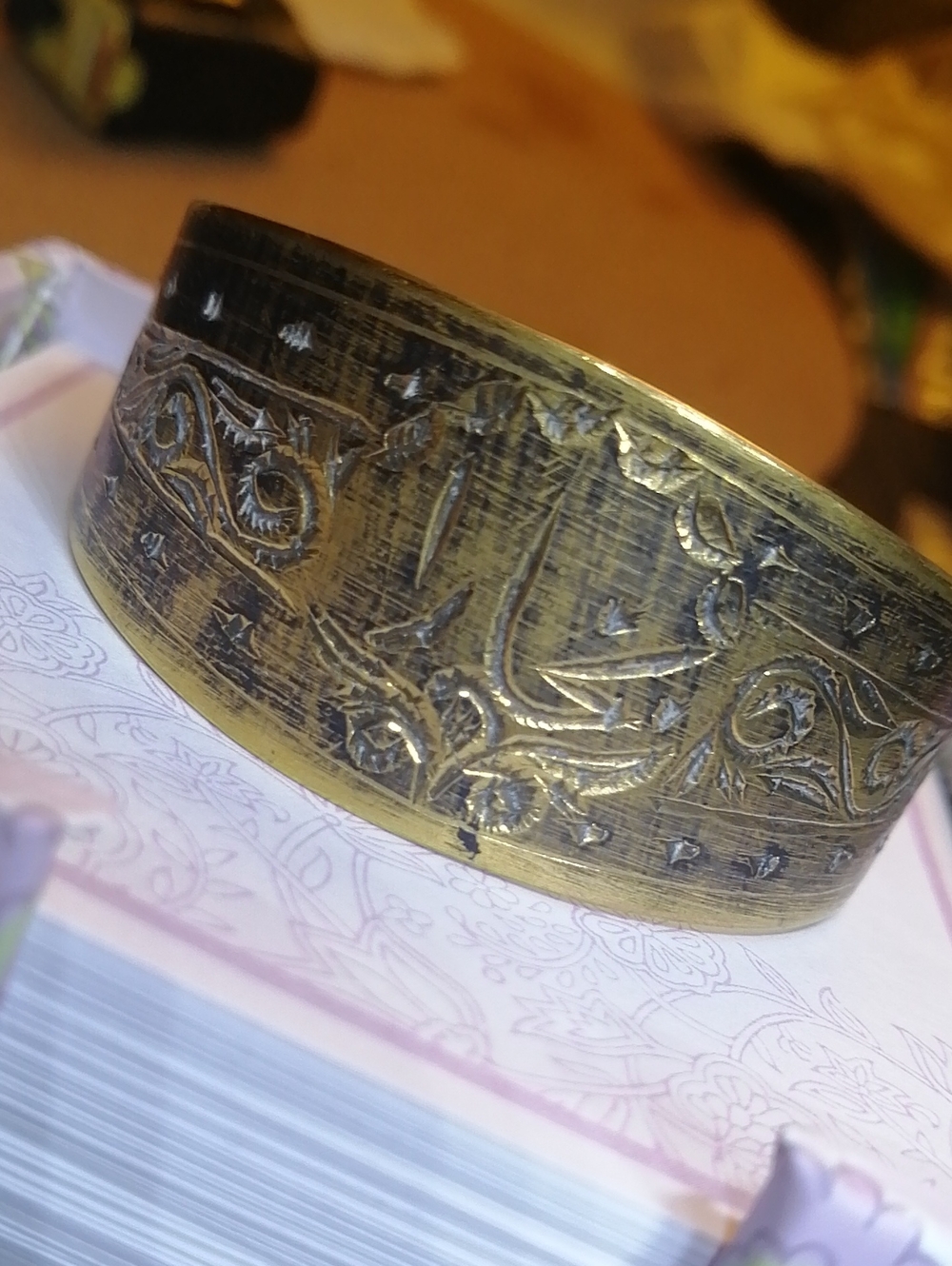Antique Style Hand Etched Foliate And Scroll Engravings Gold Tone Vintage Cuff